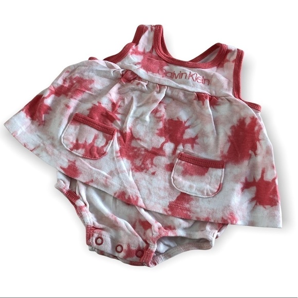 🎉3 For 15$🎉 Calvin Klein Baby Pink White Tie Dye Summer Dress Onesie Sz 3-6 M - Picture 1 of 4